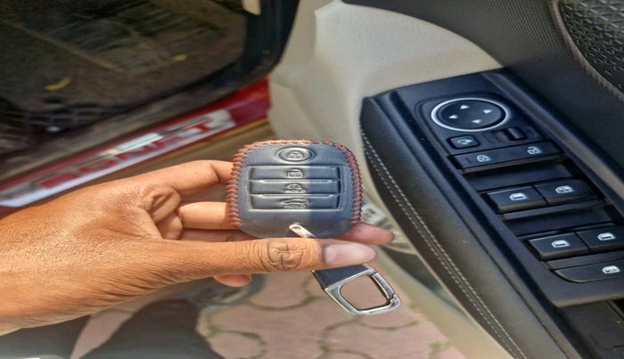 2022 KIA SONET HTX PLUS 1.5, Diesel, Manual, 28,170 km, interior