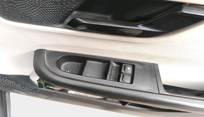 2021 Tata ALTROZ XE PETROL, Petrol, Manual, 42,733 km, interior