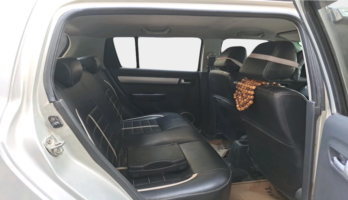 2011 Maruti Swift VXI, Petrol, Manual, 1,14,744 km, interior
