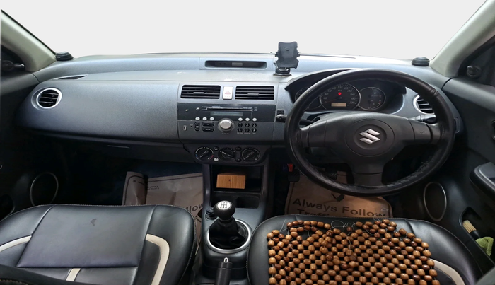 2011 Maruti Swift VXI, Petrol, Manual, 1,14,744 km, interior