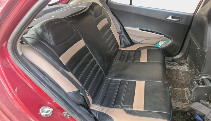 2016 Hyundai Grand i10 SPORTZ 1.2 KAPPA VTVT, Petrol, Manual, 1,24,545 km, interior