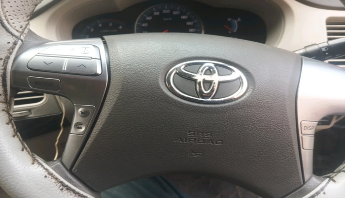 2014 Toyota Innova 2.5 ZX 7 STR, Diesel, Manual, 92,814 km, interior