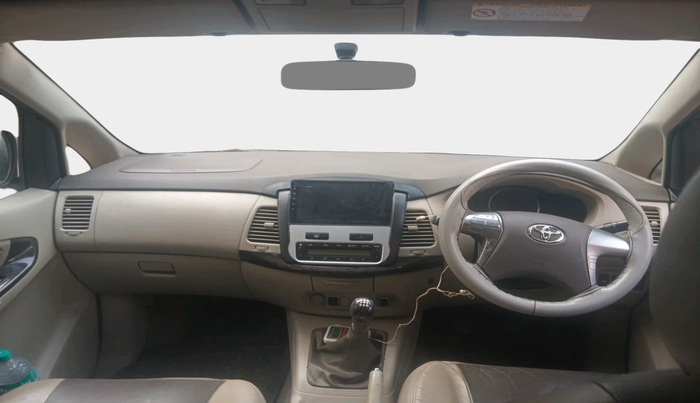 2014 Toyota Innova 2.5 ZX 7 STR, Diesel, Manual, 92,814 km, interior