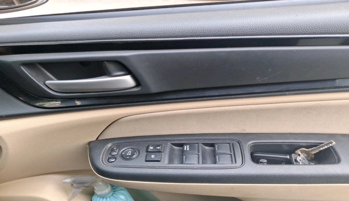 2019 Honda Amaze 1.5L I-DTEC VX CVT, Diesel, Automatic, 1,51,273 km, interior