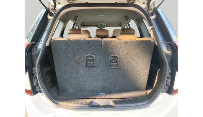 2019 Mahindra XUV500 W7, Diesel, Manual, 62,239 km, exterior