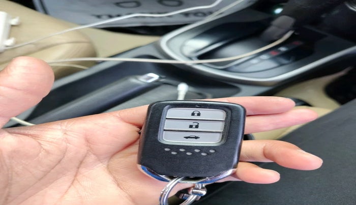 2016 Honda City 1.5L I-VTEC VX CVT, Petrol, Automatic, 1,04,843 km, interior