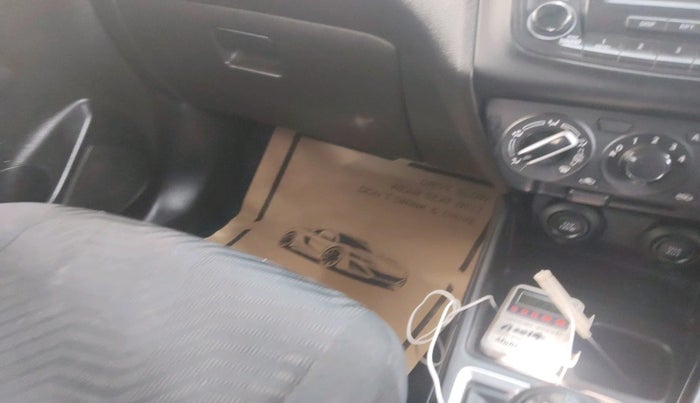 2021 Maruti Swift VXI, Petrol, Manual, 10,554 km, interior