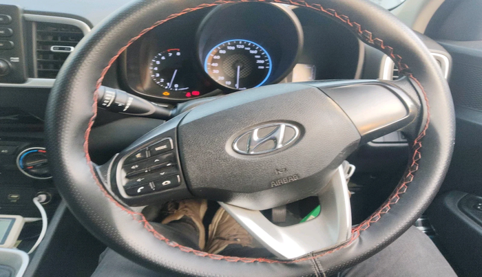 2020 Hyundai VENUE S 1.2, Petrol, Manual, 43,619 km, interior