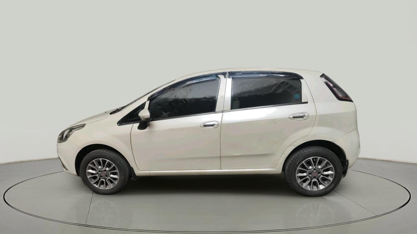 2014 Fiat Punto EVO EMOTION 1.4, Petrol, Manual, 26,040 km, exterior