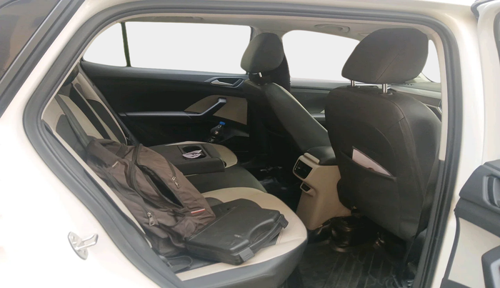 2023 Volkswagen TAIGUN GT PLUS 1.5 TSI DSG, Petrol, Automatic, 67,439 km, interior