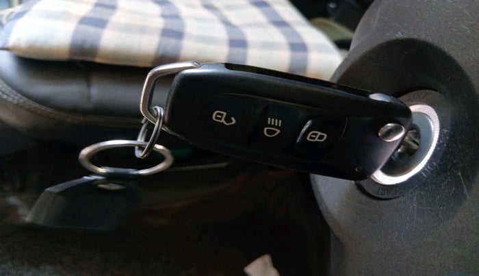 2023 Tata PUNCH ADVENTURE AMT, Petrol, Automatic, 57,387 km, interior