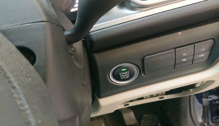 2023 Tata ALTROZ XZ PLUS SUNROOF CNG, CNG, Manual, 32,687 km, interior