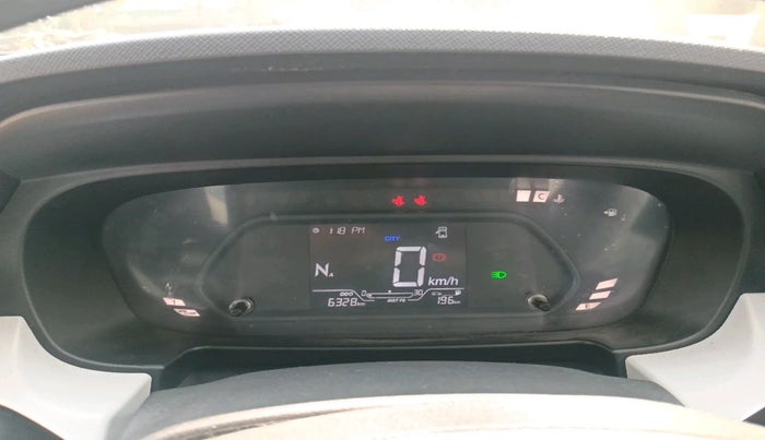 2024 Tata PUNCH ACCOMPLISHED DAZZLE PACK AMT, Petrol, Automatic, 6,328 km, interior