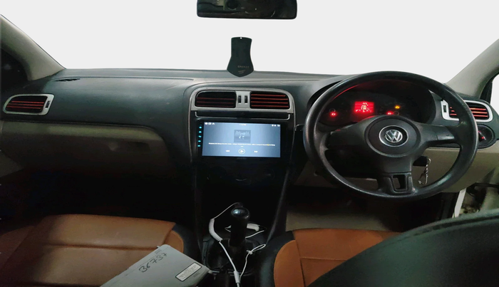 2011 Volkswagen Polo TRENDLINE 1.2L DIESEL, Diesel, Manual, 1,25,629 km, interior