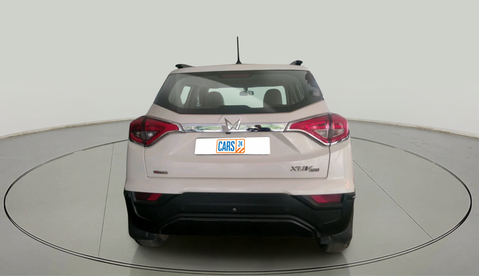 2023 Mahindra XUV300 W6 1.2 PETROL AMT, Petrol, Automatic, 31,510 km, exterior