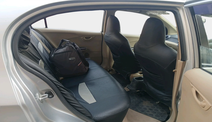 2013 Honda Amaze 1.5L I-DTEC S, Diesel, Manual, 95,046 km, interior