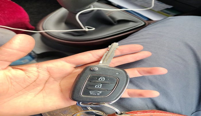 2024 Hyundai AURA S 1.2 CNG, Petrol, Manual, 8,557 km, interior