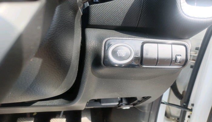 2022 KIA SONET HTK PLUS 1.5, Diesel, Manual, 22,656 km, interior