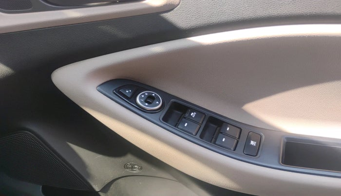 2014 Hyundai i20 SPORTZ 1.2, Petrol, Manual, 71,941 km, interior