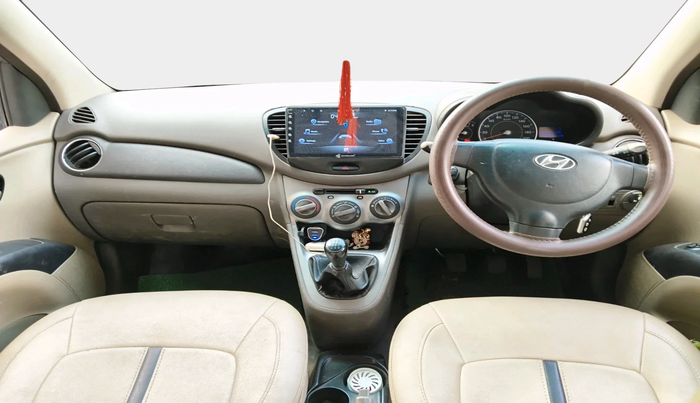 2011 Hyundai i10 MAGNA 1.2, CNG, Manual, 1,42,658 km, interior