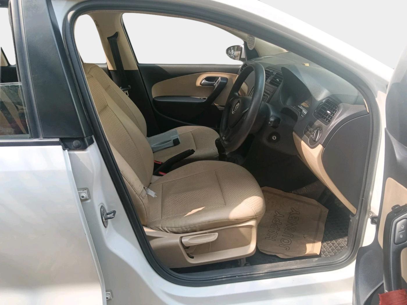 2016 Volkswagen Ameo COMFORTLINE 1.2L, Petrol, Manual, 63,390 km, interior