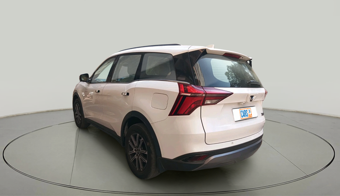 2023 Mahindra XUV700 AX 7 LUXURY D AT 7 STR, Diesel, Automatic, 61,170 km, exterior