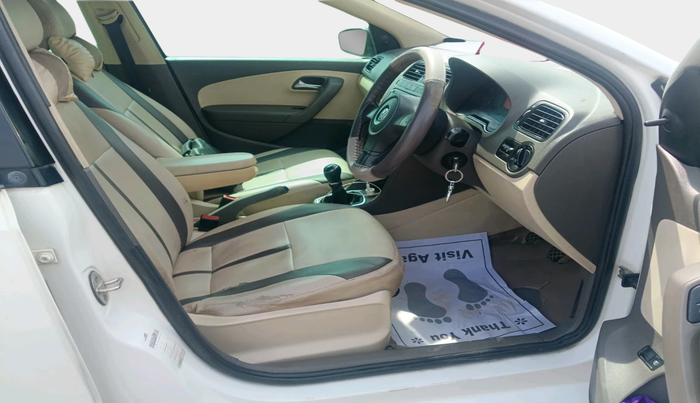 2011 Volkswagen Vento TRENDLINE DIESEL 1.6, Diesel, Manual, 1,46,415 km, interior
