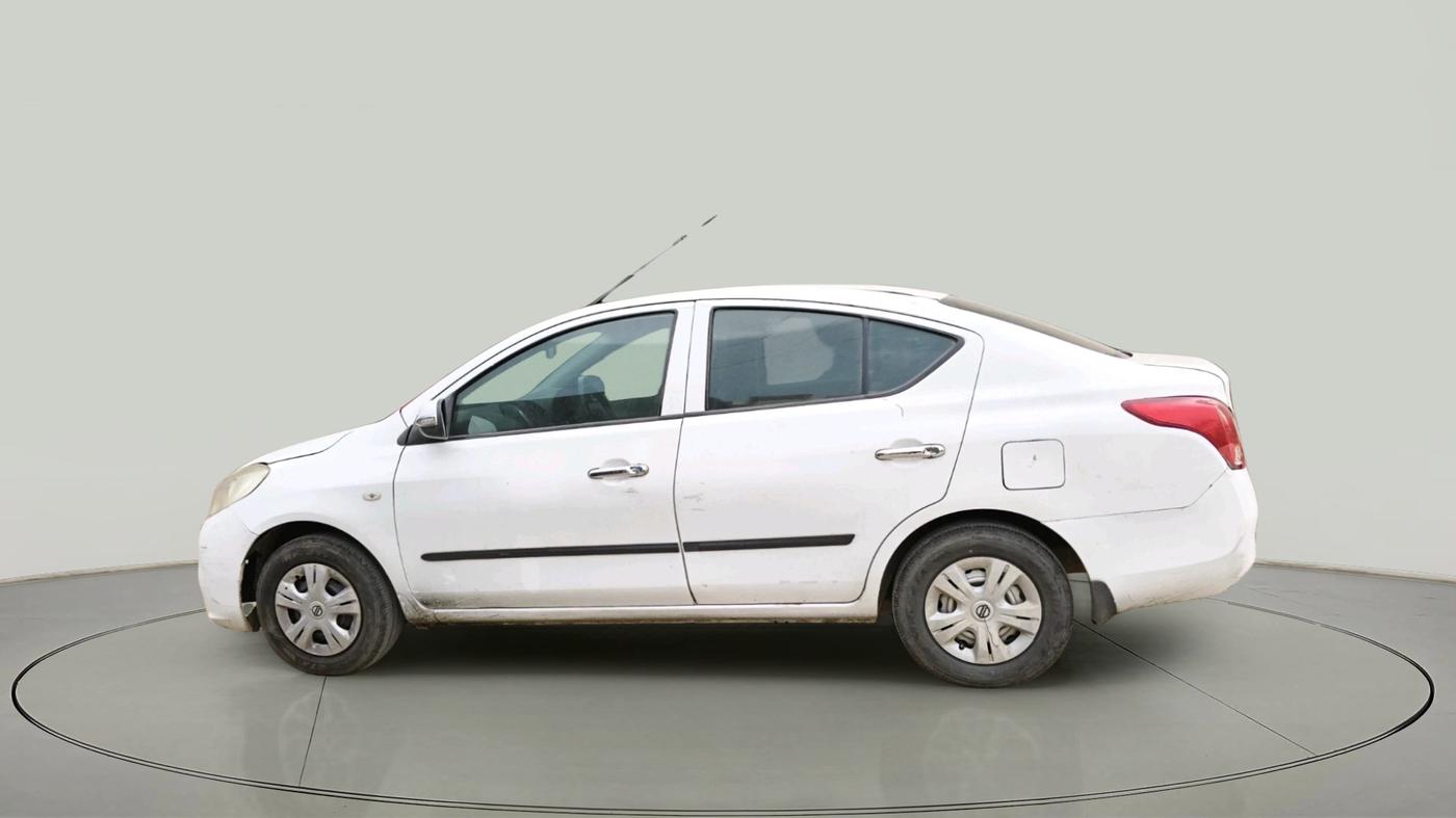 2011 Nissan Sunny XL, Petrol, Manual, 2,65,237 km, exterior