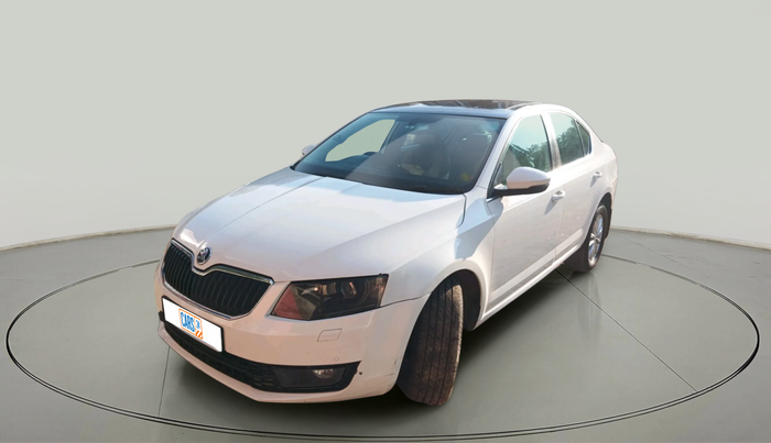 2014 Skoda Octavia ELEGANCE 2.0 TDI AT, Diesel, Automatic, 1,16,747 km, exterior
