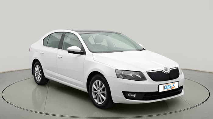 2014 Skoda Octavia ELEGANCE 2.0 TDI AT, Diesel, Automatic, 1,16,747 km, exterior