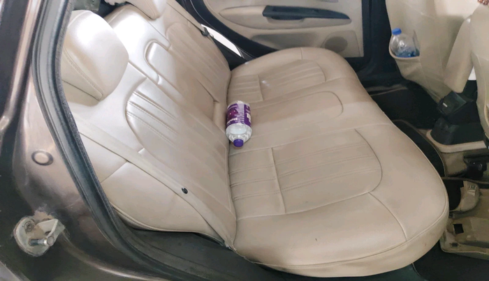 2012 Fiat Linea ACTIVE 1.3 L, Diesel, Manual, 1,99,100 km, interior