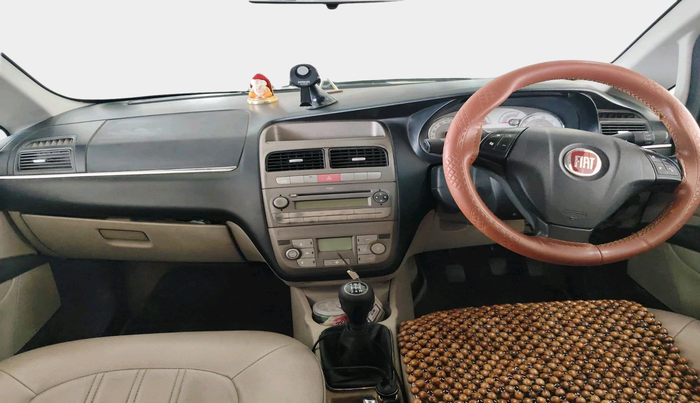 2012 Fiat Linea ACTIVE 1.3 L, Diesel, Manual, 1,99,100 km, interior