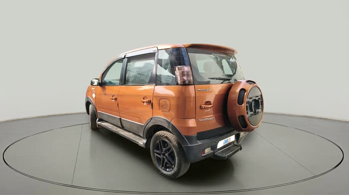 2016 Mahindra NUVOSPORT N8, Diesel, Manual, 99,712 km, exterior
