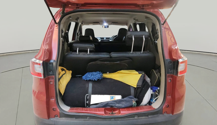 2020 Renault TRIBER RXL MT, Petrol, Manual, 45,818 km, exterior