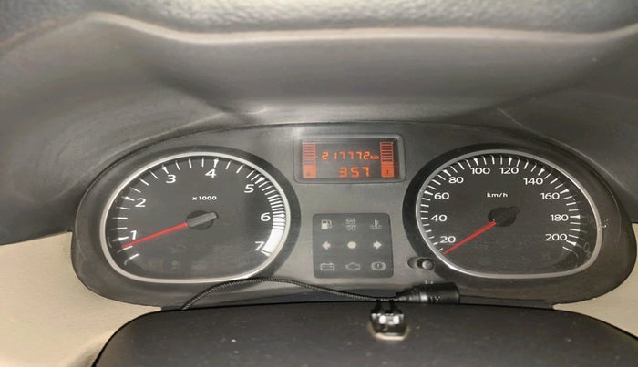 2013 Renault Duster 85 PS RXL DIESEL, Diesel, Manual, 2,17,772 km, interior