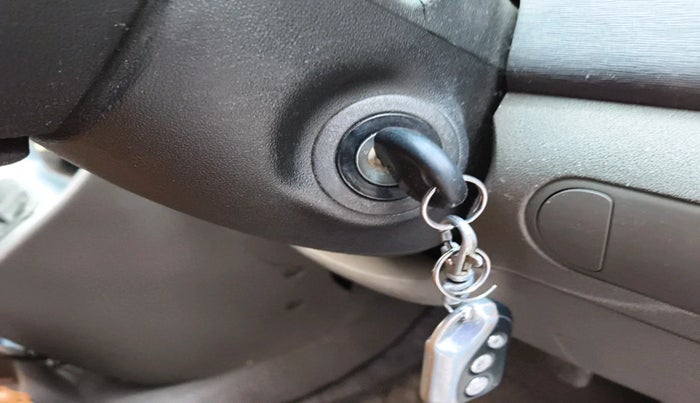 2013 Hyundai i10 MAGNA 1.1, Petrol, Manual, 75,594 km, interior