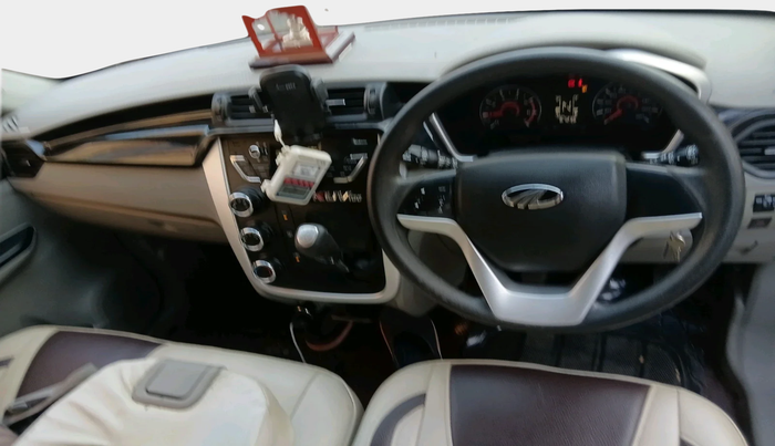 2017 Mahindra Kuv100 K8 D 6 STR, Diesel, Manual, 67,236 km, interior