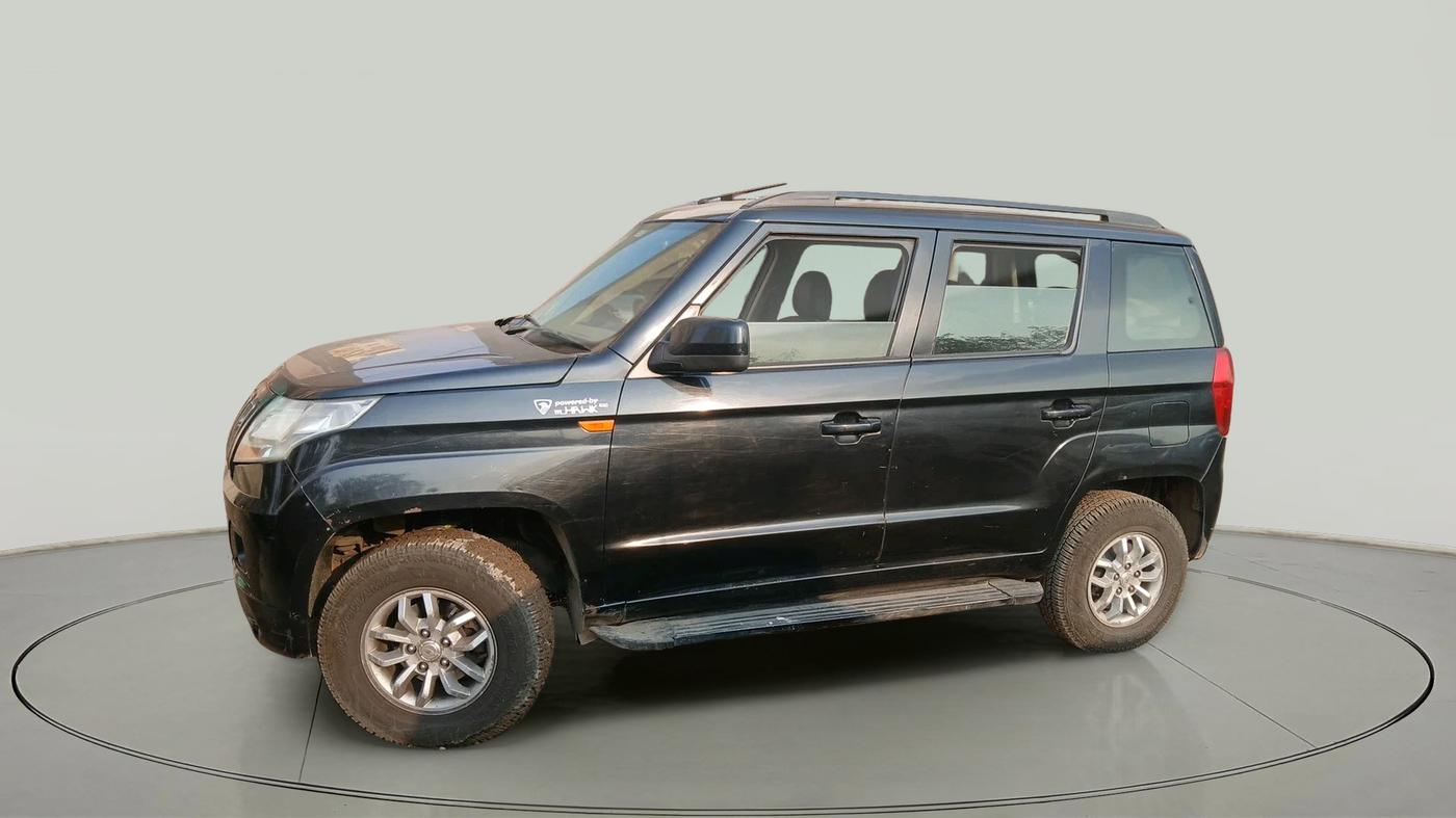 2016 Mahindra TUV300 T8 AMT, Diesel, Automatic, 57,840 km, exterior