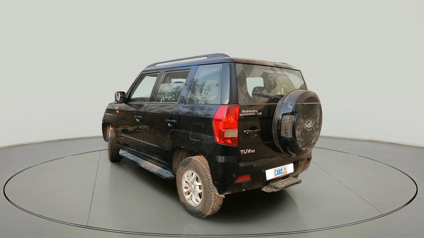 2016 Mahindra TUV300 T8 AMT, Diesel, Automatic, 57,840 km, exterior