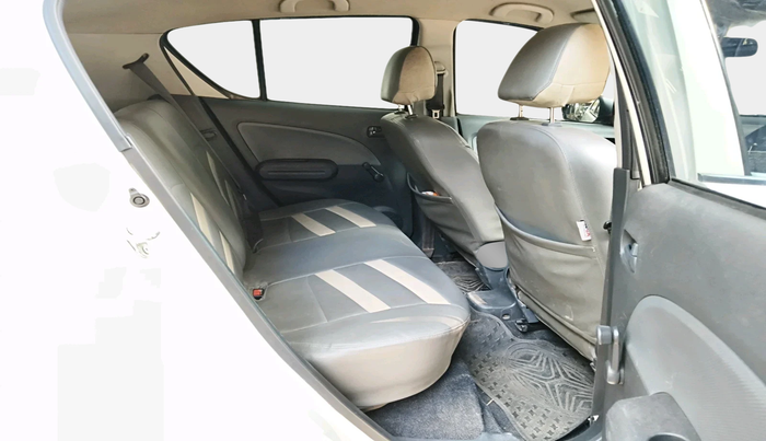 2011 Maruti Ritz LXI, Petrol, Manual, 85,279 km, interior