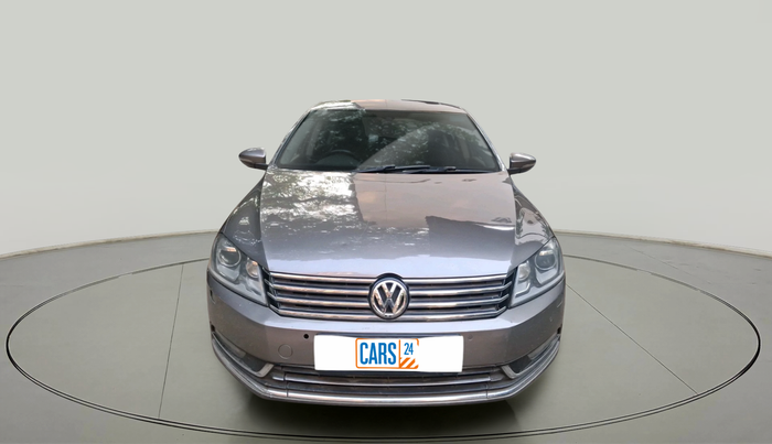2011 Volkswagen Passat 2.0 PD DSG, Diesel, Automatic, 1,41,194 km, exterior