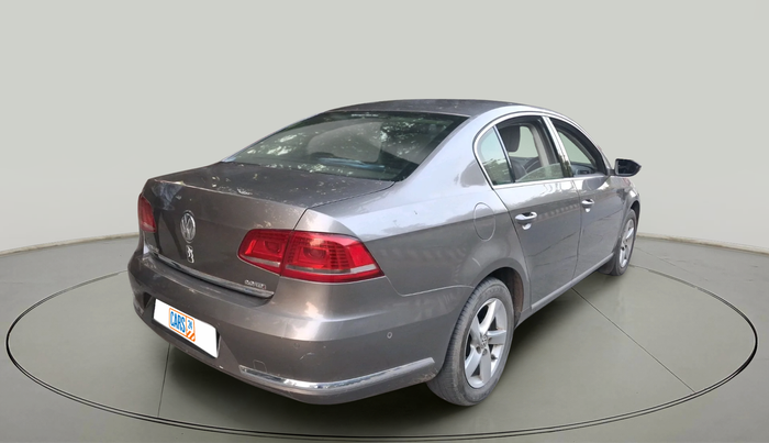 2011 Volkswagen Passat 2.0 PD DSG, Diesel, Automatic, 1,41,194 km, exterior