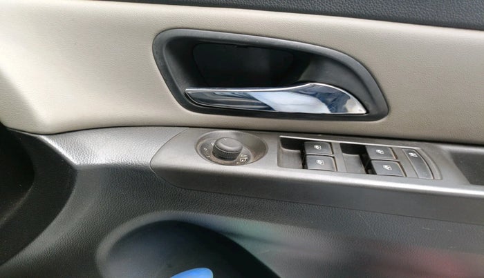 2017 Chevrolet Cruze LTZ AT, Diesel, Automatic, 46,473 km, interior