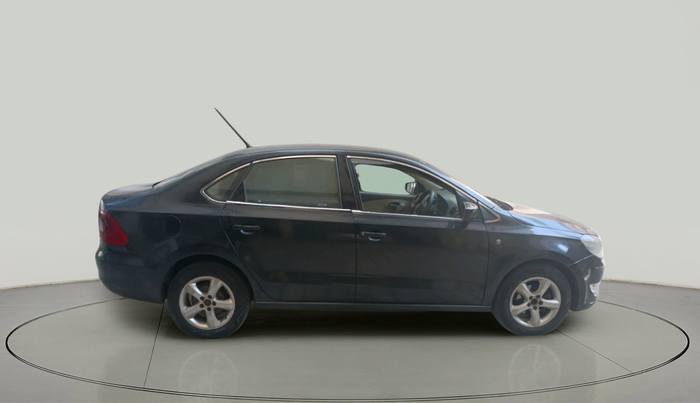 2012 Skoda Rapid ELEGANCE 1.6 TDI CR MT, Diesel, Manual, 2,31,806 km, exterior