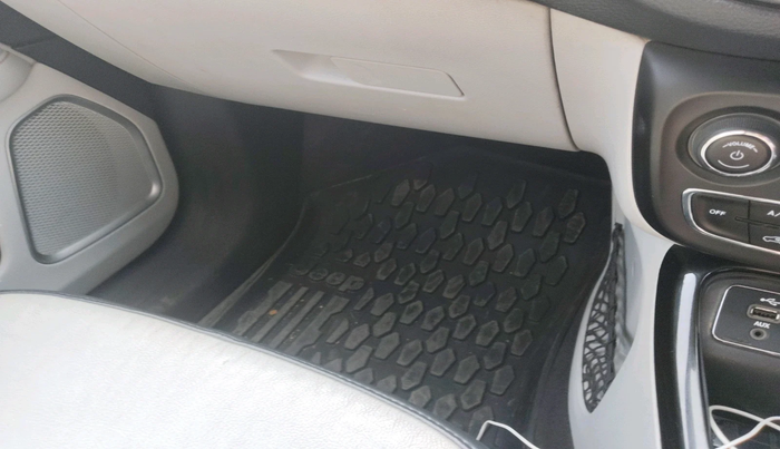 2019 Jeep Compass LIMITED PLUS DIESEL, Diesel, Manual, 1,03,535 km, interior