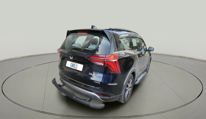 2023 Mahindra XUV700 AX 7 LUXURY D AT 7 STR, Diesel, Automatic, 69,814 km, exterior