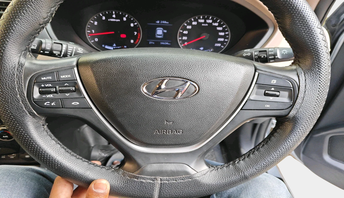 2019 Hyundai Elite i20 ASTA 1.2 (O), Petrol, Manual, 34,634 km, interior