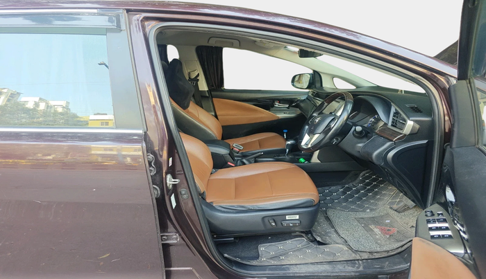2018 Toyota Innova Crysta 2.8 ZX AT 7 STR, Diesel, Automatic, 1,21,899 km, interior