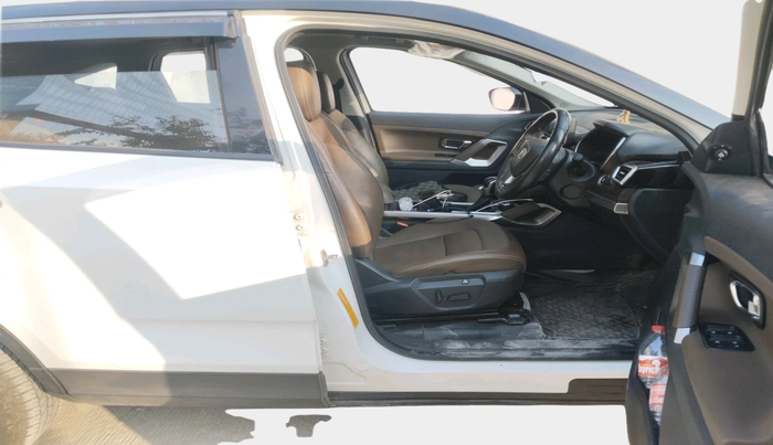 2022 Tata Harrier XZA PLUS 2.0L DUAL TONE, Diesel, Automatic, 96,117 km, interior