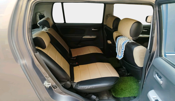 2011 Maruti Wagon R 1.0 VXI, Petrol, Manual, 90,721 km, interior